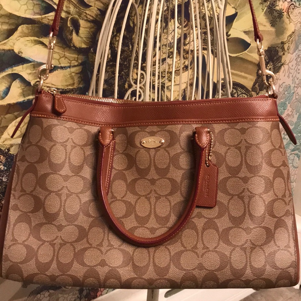 Coach signature khaki leather carryall tote 👜